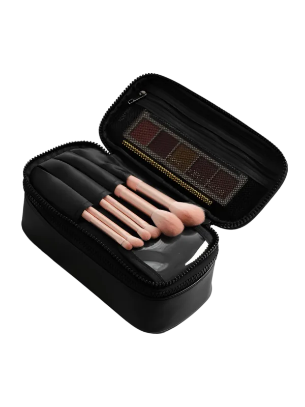 Pequeño kit de brochas de maquillaje