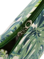 Trousses tropicales motif feuillages verts nature détails zip de près