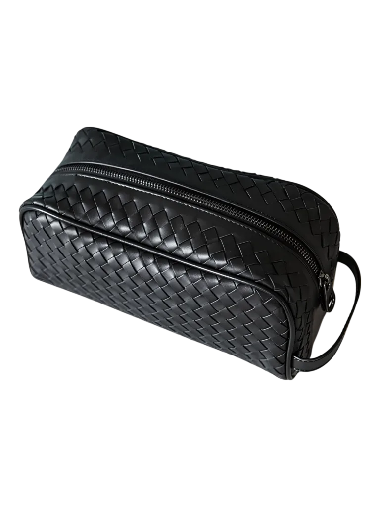 Trousse de toilette en cuir tressé noir homme simple compartiment (1)