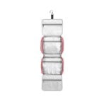 Grande trousse de toilette a rayures ouverte suspendue