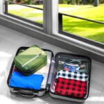 Trousse de toilette camping a suspendre facile a ranger valise