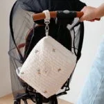 Petite trousse bebe crochet simple attache poussette modele citron