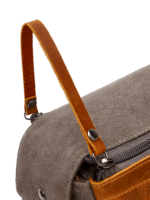 Trousse de toilette homme en toile et empiècements en cuir détails anse