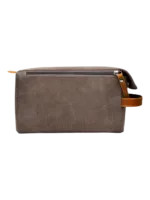 Neceser de hombre en lona con inserciones de piel, vista trasera modelo gris Neceser de hombre en lona con inserciones de piel, vista trasera modelo gris