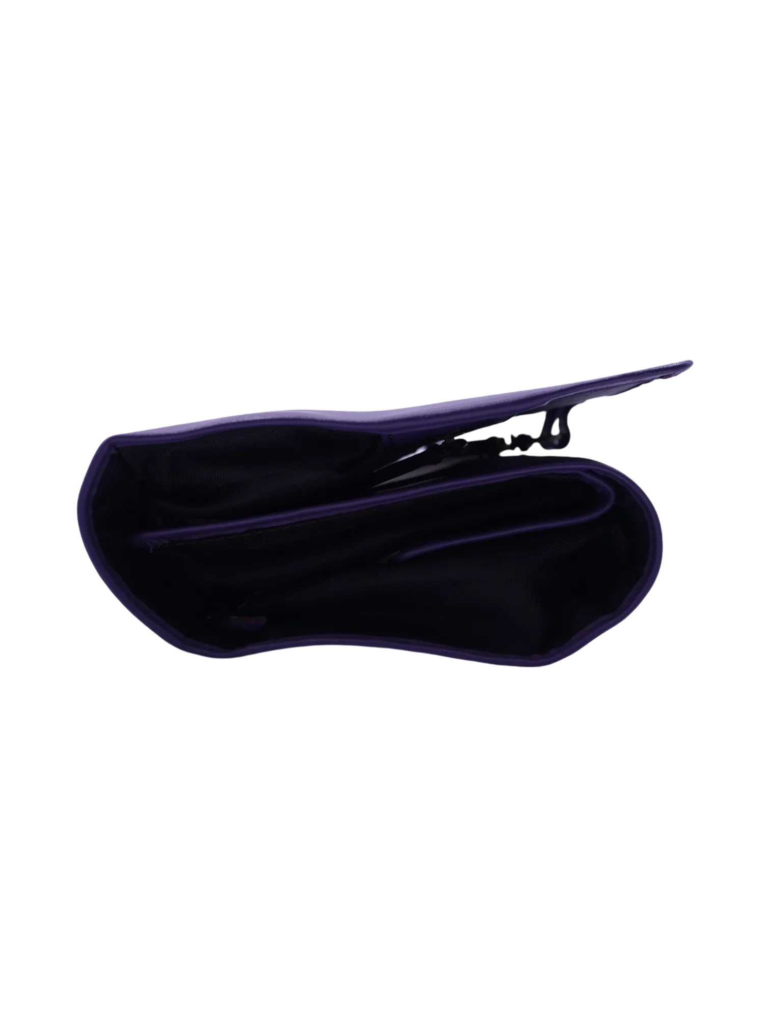 Trousse de toilette femme cuir à suspendre repliée 1