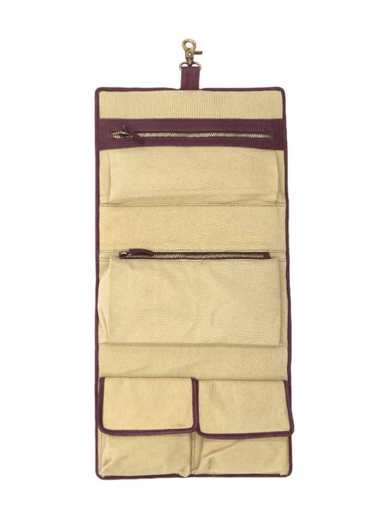 Trousse de toilette femme à suspendre en cuir rouge