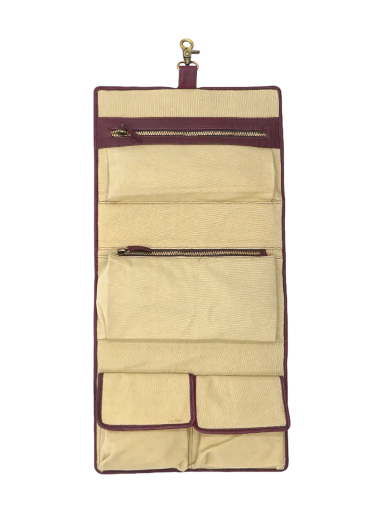 Trousse de toilette femme à suspendre en cuir rouge