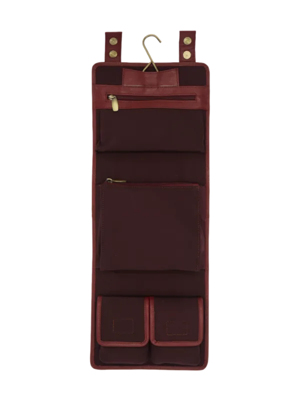 Trousse de toilette maquillage en cuir pour femme à suspendre avec quatre compartiments voyage tannage végétal rouge