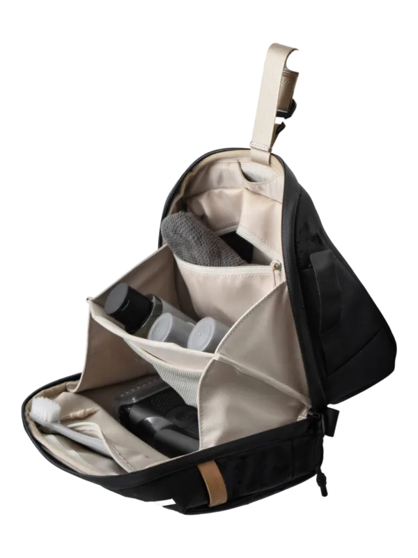 Trousse de toilette avec coque rigide de protection suspendable et compartimentée pratique pour voyage et outdoor