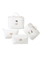 Trousse de toilette et maquillage femme matelassée avec ourson blanc plusieurs coloris pratique pour voyage jolie design Trousse de toilette et maquillage femme matelassée avec ourson blanc plusieurs coloris pratique pour voyage jolie design