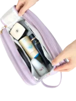 Trousse de toilette et maquillage grande ouverture pour femme avec compartiments lila organisation pratique pour produits de beaute